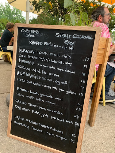 Opinii despre Grey Gardens în Toronto - Hospitality and gastronomy