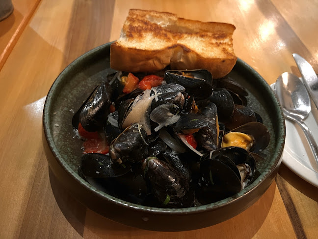 Tide and Vine Oyster House