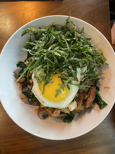 Opinii despre March Hare în Sarnia - Hospitality and gastronomy