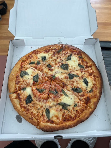 Carmine's Pizzeria- Authentic New York Style Pizzas - Hospitality and gastronomy