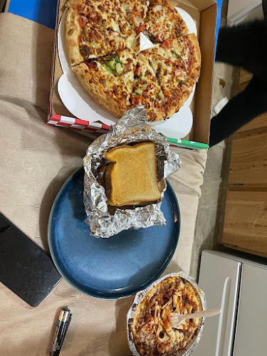 TJ's Pizza Saskatoon West - Hospitality and gastronomy