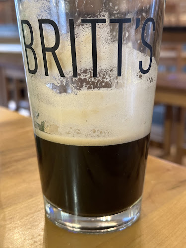 Comentarii opinii despre Britt's Pub and Eatery Uptown