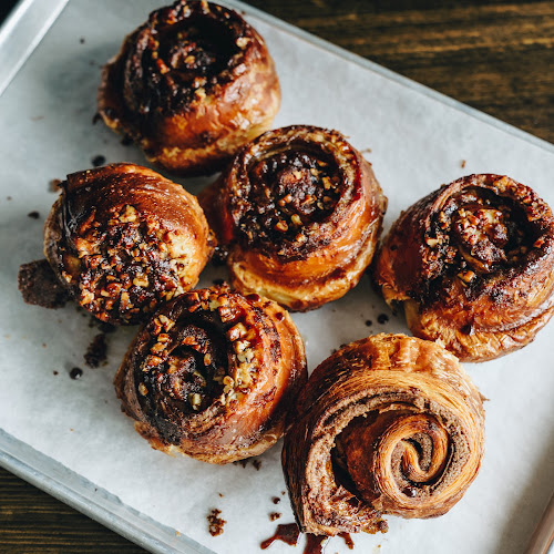 Fior Di Latte Cafe, Bakery & Gelato