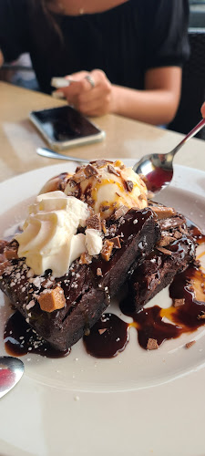 Turtle Jack's Mapleview - Hospitality and gastronomy