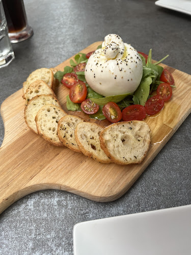 Comentarii opinii despre La Cucina Pizzeria Kitchener