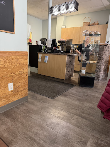 119 Regent Ave W, Winnipeg, MB R2C 1R1