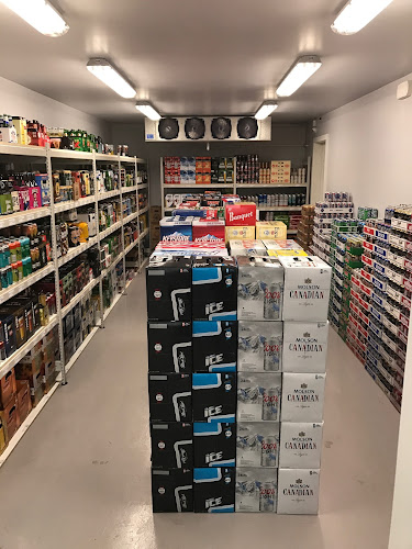 1-3820 Bow Trl SW, Calgary, AB T3C 2E7