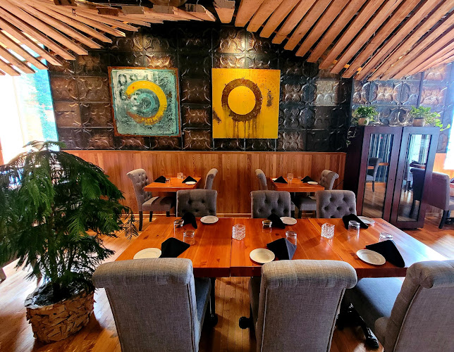 Trio Restaurant