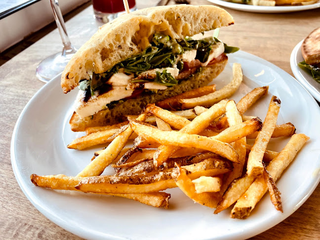 Cibo Waterfront Cafe