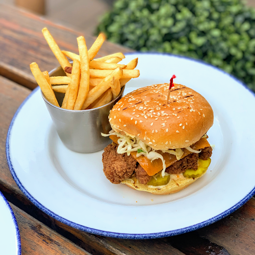 39 Prince Arthur Ave, Toronto, ON M5R 1B2