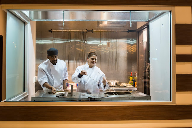 Warraich Indian Bar And Grill - Hospitality and gastronomy