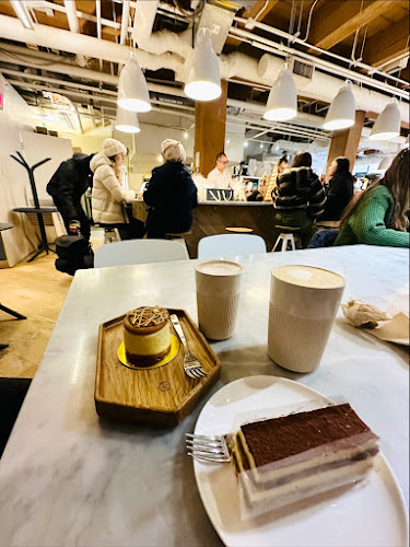 1089 Marinaside Crescent, Vancouver, BC V6Z 2Z4