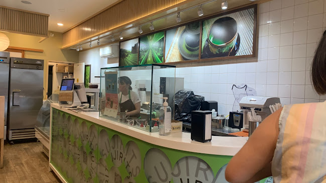 147 Dundas St W, Toronto, ON M5E 0A8