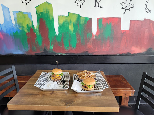 1450 Kingston Rd #18, Pickering, ON L1V 1X7