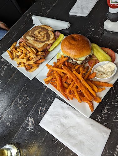 O'Maggio's Kildare House - Hospitality and gastronomy