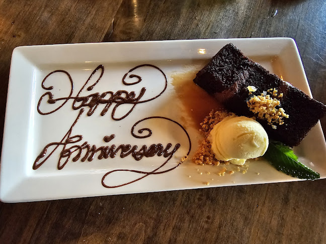 425 King St N, Waterloo, ON N2J 2Z5