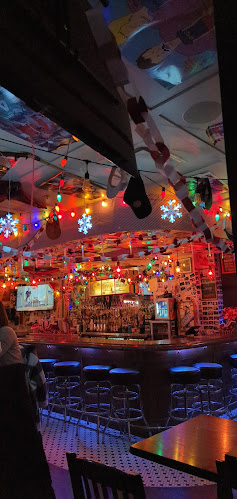 Comentarii opinii despre Leopold’s Tavern Warman