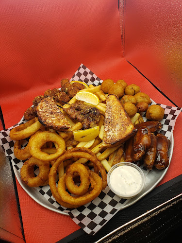 Opinii despre Theo Bill's Restaurant and Lounge în Regina - Hospitality and gastronomy