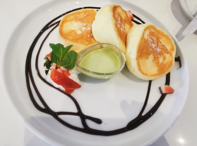 Cafe Bon Bon - Richmond Hill