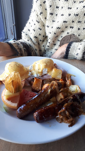 Opinii despre Atlas Cafe în Courtenay - Hospitality and gastronomy