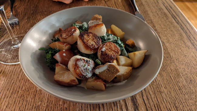 1325 Wellington St. W, Ottawa, ON K1Y 3B6