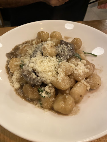 La Pizza & La Pasta - Hospitality and gastronomy