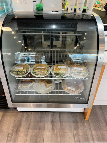 1426 W 8th Ave, Vancouver, BC V6H 1E1