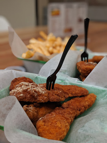 472 Yonge St, Toronto, ON M5T 2G2