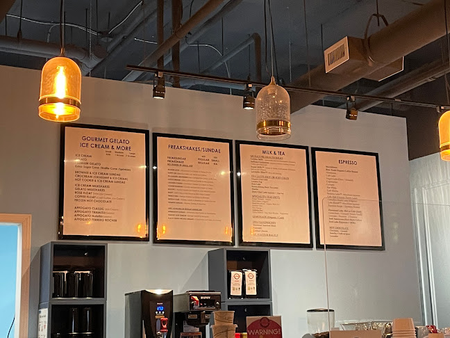 216 Oak Park Blvd, Oakville, ON L6H 7S8