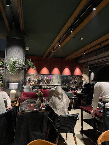 La Meza Grill - Hospitality and gastronomy