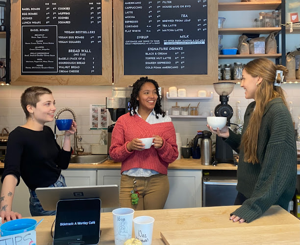 Comentarii opinii despre Sidetrack: A Wortley Café