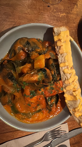 Burgoo Bistro Lonsdale - Hospitality and gastronomy