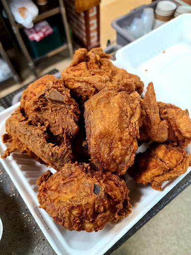 Gregan's Fried Chicken & Poutines - Grande Prairie