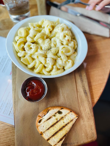 Tap & Barrel • Shipyards - North Vancouver