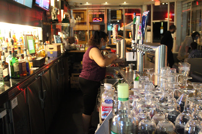 560 Danforth Ave, Toronto, ON M4K 1R1