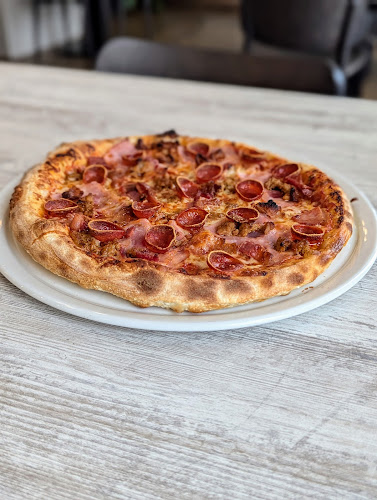 Comentarii opinii despre Toto Pizza