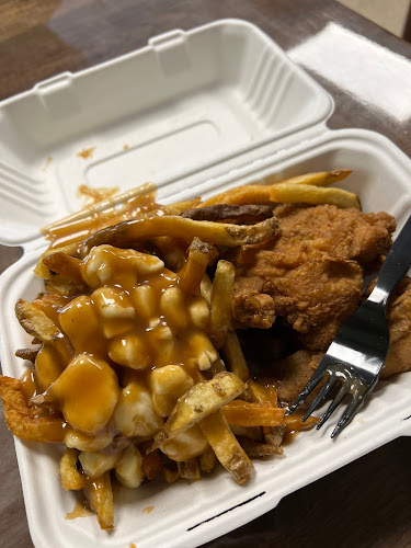 Gregan's Fried Chicken & Poutines - Grande Prairie