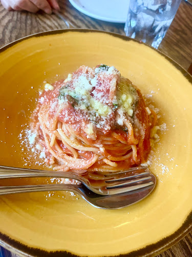 8 W Cordova St, Vancouver, BC V6B 1C9