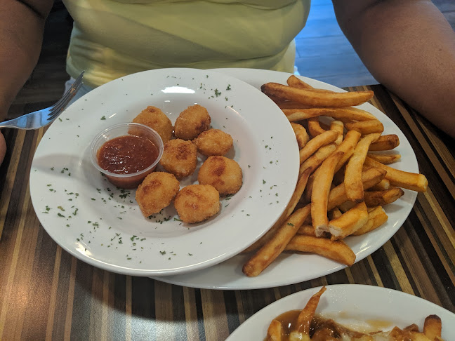 Harbourside Fish And Chips - Hospitality and gastronomy