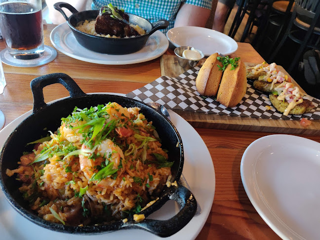 Chewies Oyster Bar Kitsilano - Hospitality and gastronomy