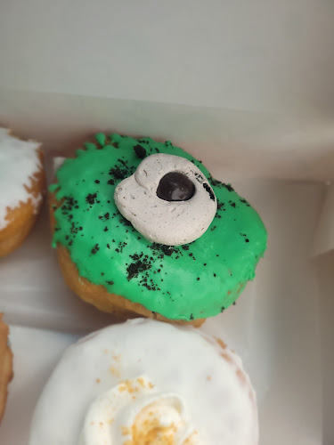 Debrodniks Donuts: Kitchener - Hospitality and gastronomy