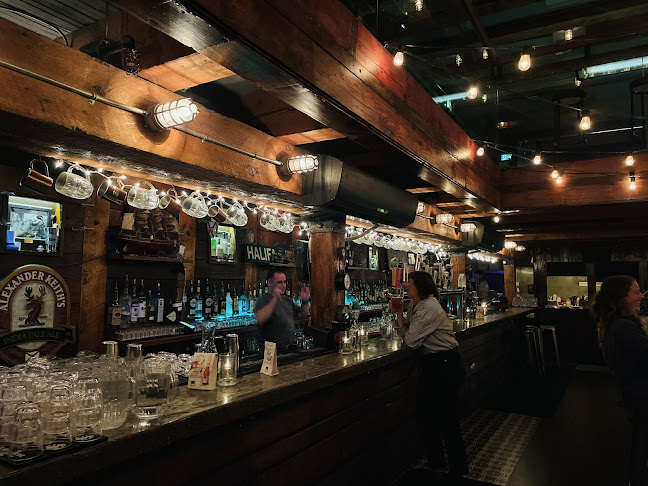 The Portside Pub - Hospitality and gastronomy