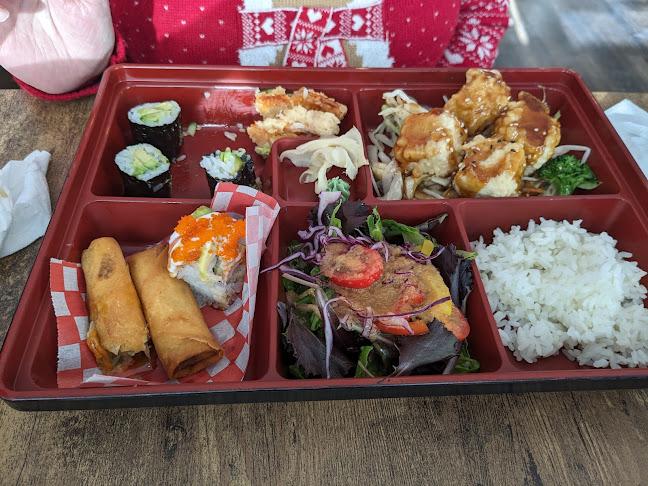 Comentarii opinii despre Young's Kitchen Sushi