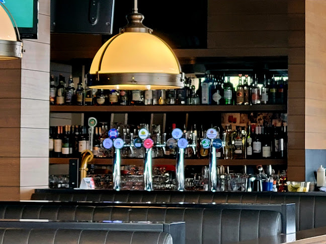 722 85 St SW #601, Calgary, AB T3H 6B6