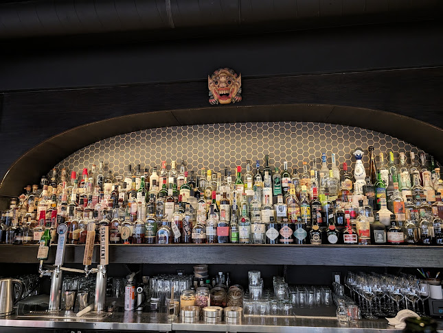 Maiden Lane Wine & Cocktail Bar - Windsor