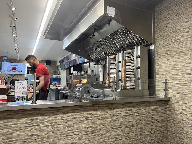 Comentarii opinii despre Donair Dude Lonsdale Ave