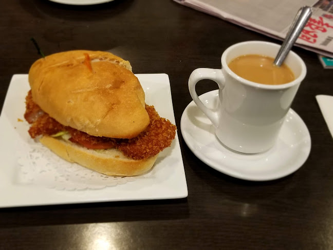 Golden Horse Restaurant 澳門街 - Hospitality and gastronomy