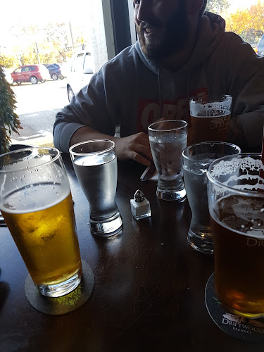 Crooked Goose Bistro - Victoria