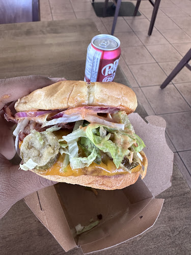 532 Simcoe St S, Oshawa, ON L1H 4J8