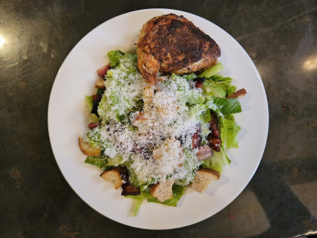 The Easy Pour Wine Bar - Hospitality and gastronomy